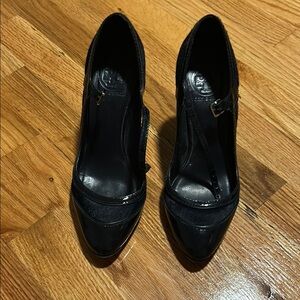 Tory Burch Black Heels Classic Pumps